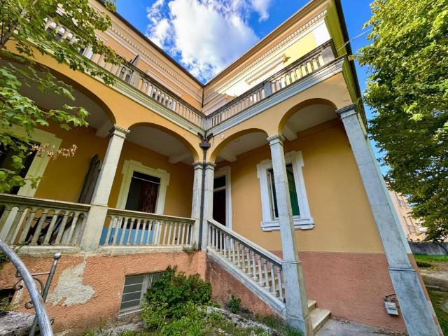 Villa in vendita a L'Aquila AQ