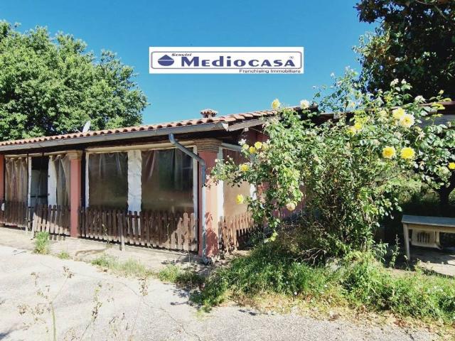 Villa in vendita a Lariano RM