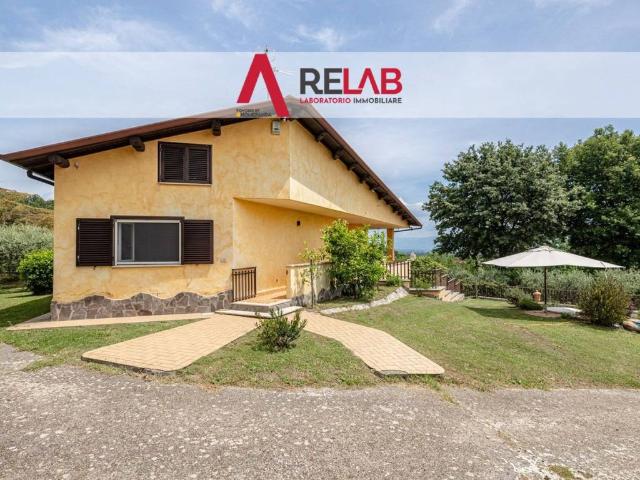 Villa in vendita a Lariano RM