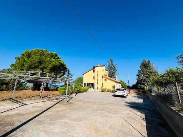 Villa in vendita a Lascari PA