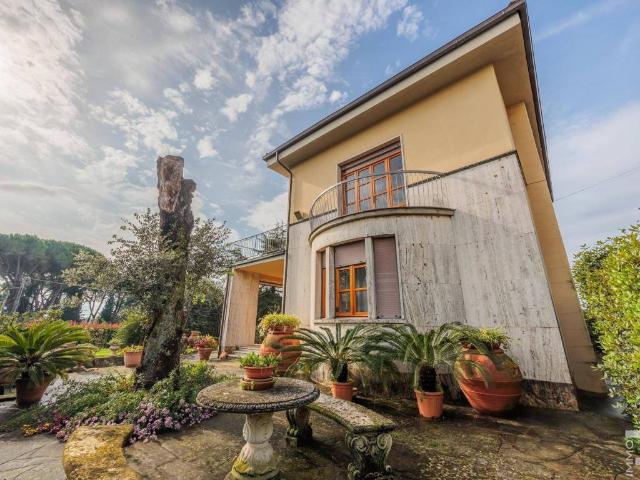 Villa in vendita a Lastra a Signa FI