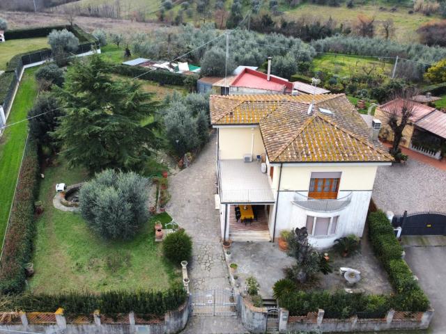 VILLA in VENDITA a LASTRA A SIGNA Via Codilungo, Lastra a Signa FI di 6 vani