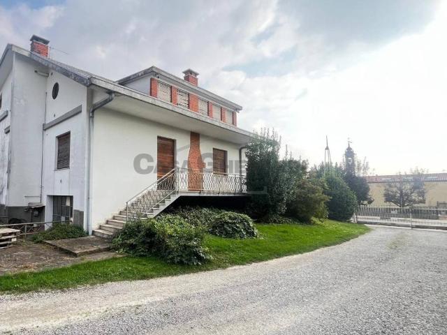 Villa in vendita a Levate BG