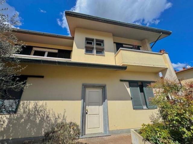 Villa in vendita a Le Melorie Ponsacco 230 mq Rif: 1407868
