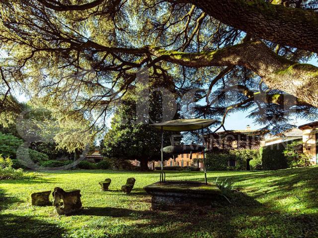 Villa in vendita a Lecco