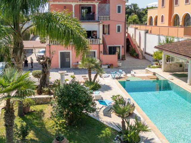 Villa in vendita a Lecce LE