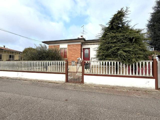 Villa in vendita a Legnago VR