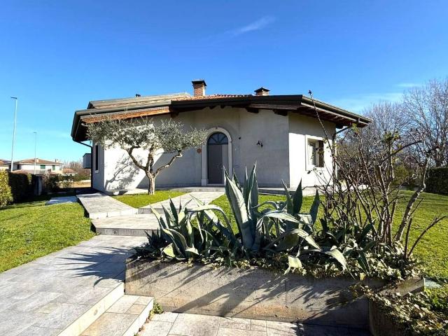 Villa in vendita a Legnago VR