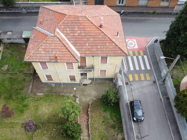 Villa in vendita a Legnano MI