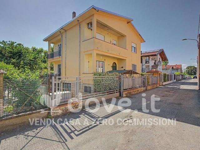 Villa in vendita a Legnano MI