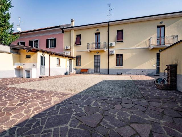 Villa in vendita a Legnano MI