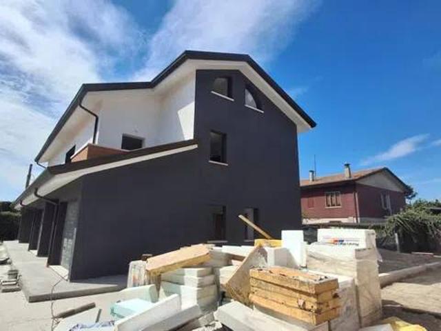 Villa in vendita a Legnaro PD