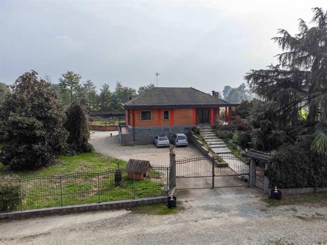 Villa in vendita a Leinì TO