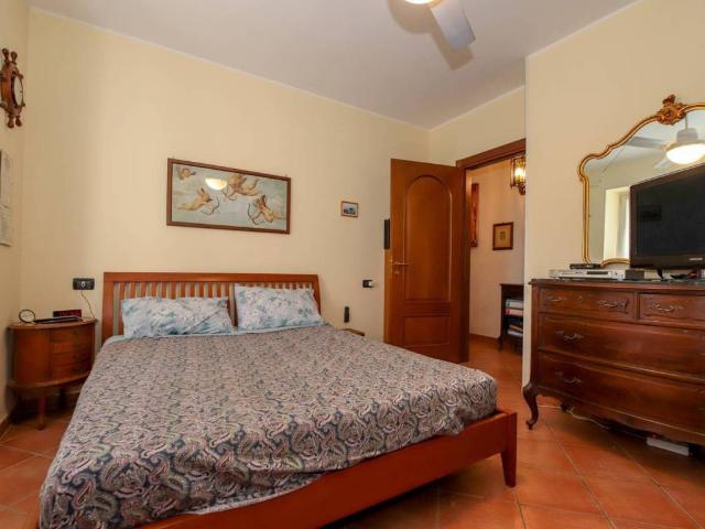 Villa in vendita a Leivi GE