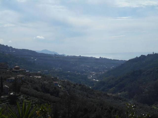 Villa in vendita a Leivi GE
