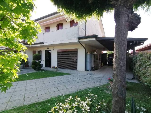 Villa in vendita a Lendinara RO