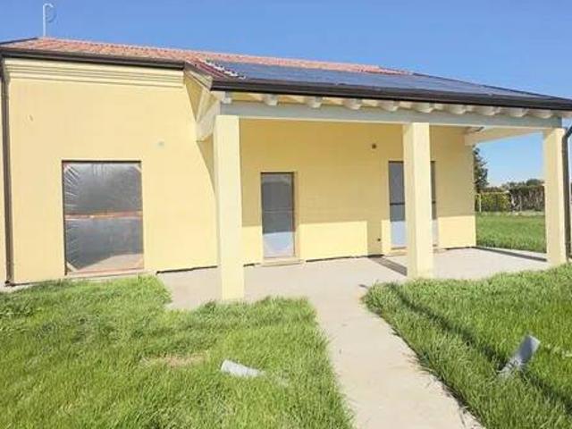 Villa in vendita a Lendinara RO
