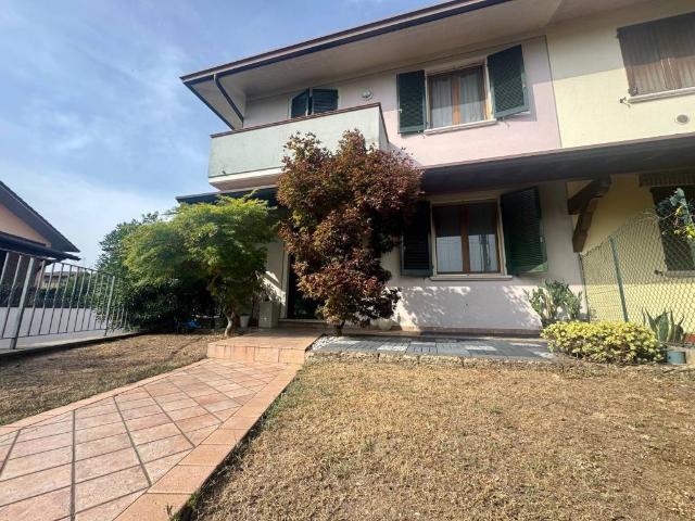 Villa in vendita a Leno BS