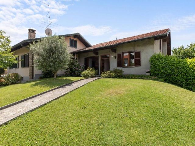 Villa in vendita a Lentate sul Seveso MB
