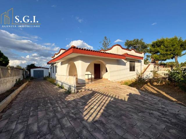 Villa in vendita a Leporano TA