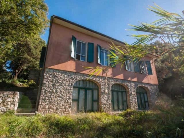 Villa in vendita a Lerici SP