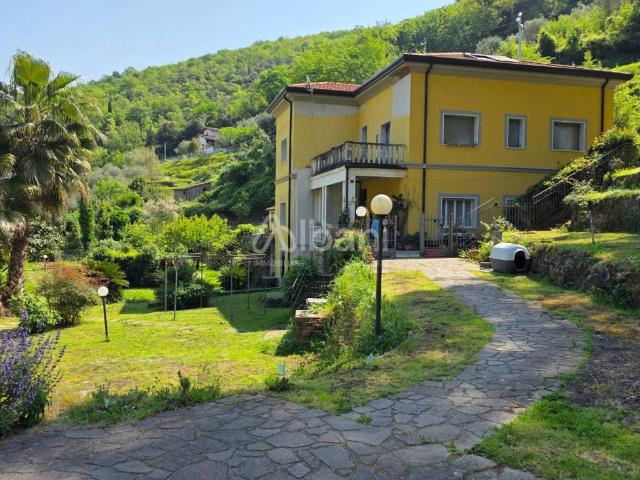 Villa in vendita a Lerici SP