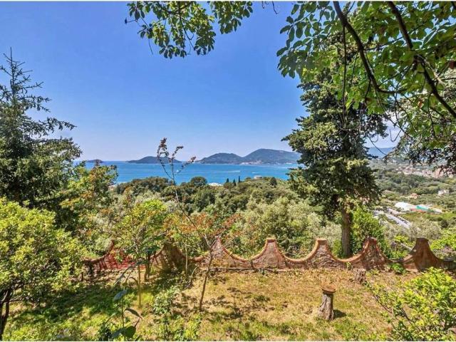 Villa in vendita a Lerici SP
