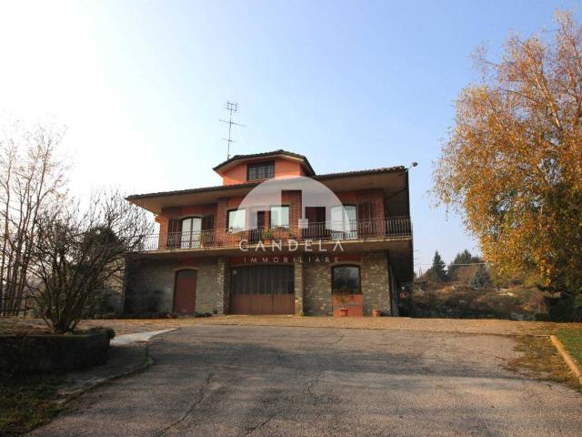 Villa in vendita a Lesegno CN