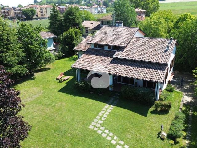 Villa in vendita a Lesignano de' Bagni PR
