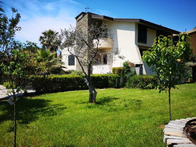 Villa in vendita a Livorno