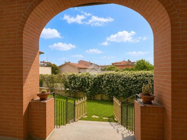 Villa in vendita a Livorno LI