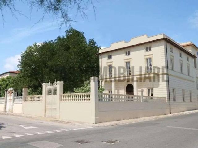 Villa in vendita a Livorno LI