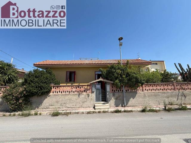 Villa in vendita a Lizzano TA