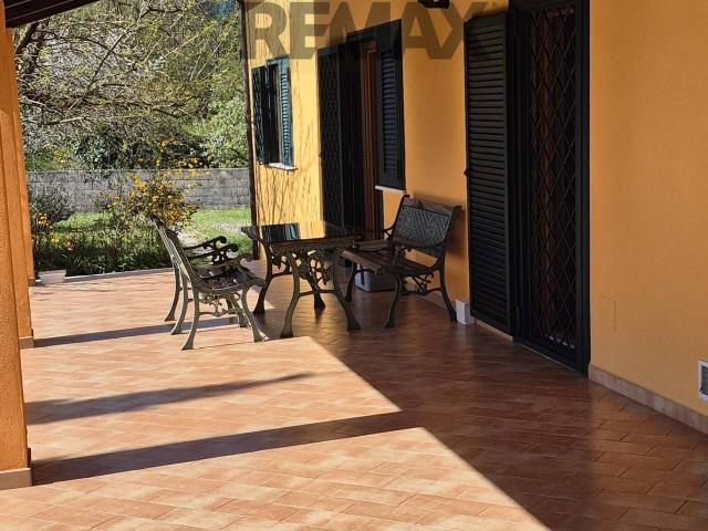 Villa in vendita a Liberi