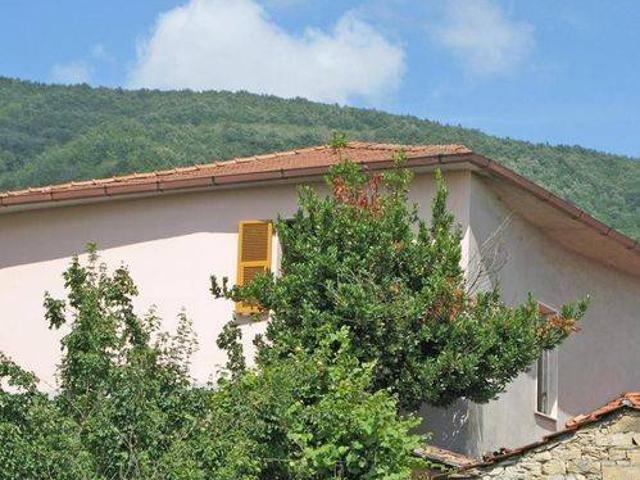 Villa in vendita a Licciana Nardi MS