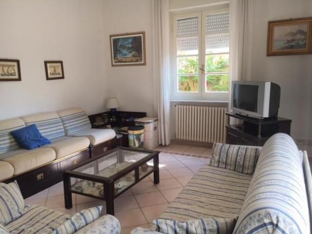 Villa in vendita a Lido di Camaiore Camaiore 200 mq Rif: 978423