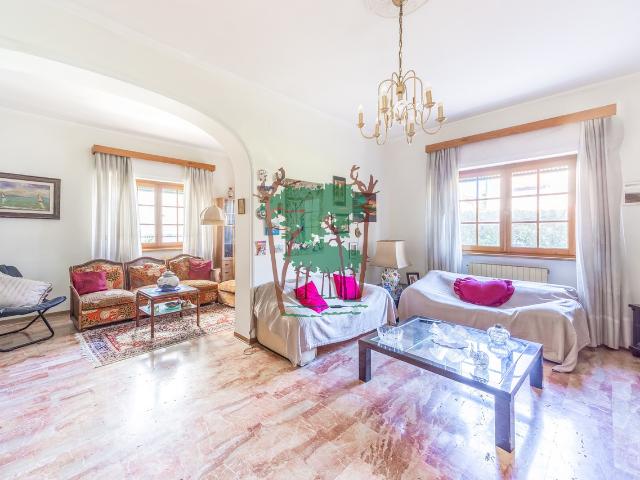 VILLA in VENDITA a LIDO DI CAMAIORE Lido di Camaiore di 12 vani