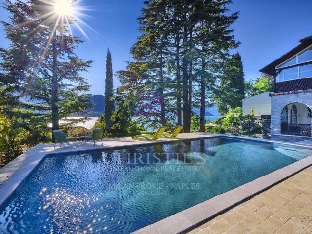 Villa in vendita a Lierna LC