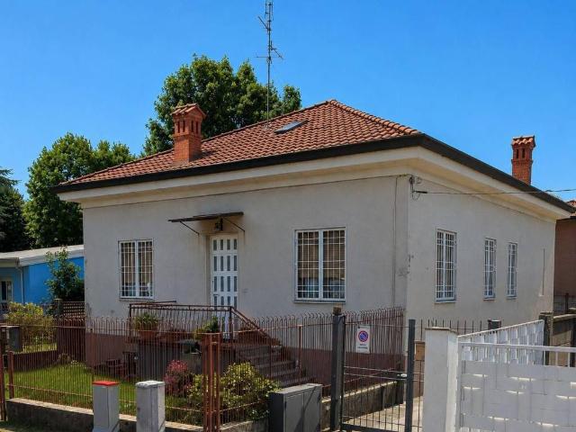 Villa in vendita a Limbiate MB