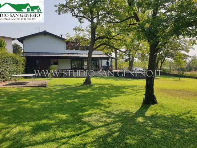 Villa in vendita a Linarolo PV