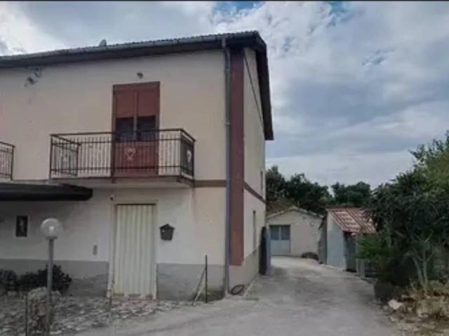 Villa in vendita a Lioni AV
