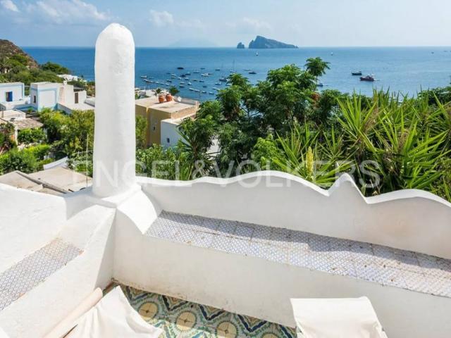 Villa in vendita a Lipari ME