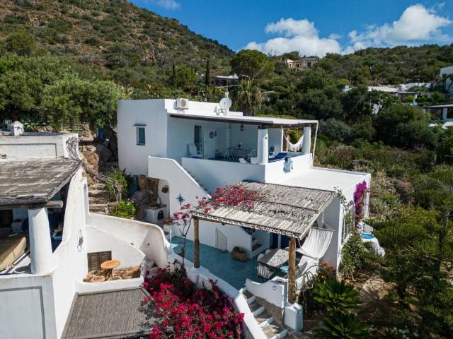 Villa in vendita a Lipari ME