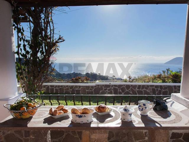 Villa in vendita a Lipari ME