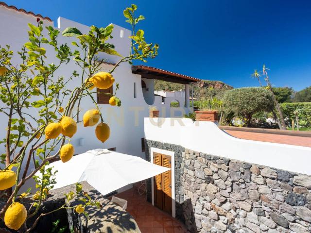 Villa in vendita a Lipari