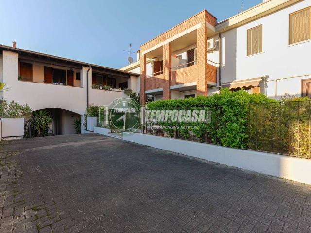 Villa in vendita a Liscate MI