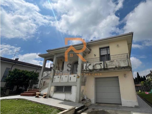 Villa in vendita a Luzzara RE