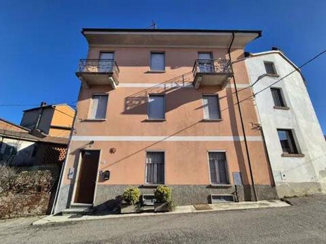 Villa in vendita a Lu e Cuccaro Monferrato AL