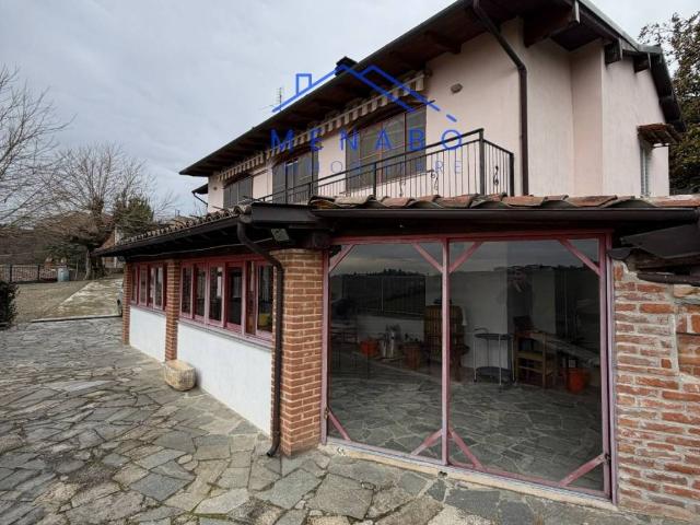 Villa in vendita a Lu e Cuccaro Monferrato AL