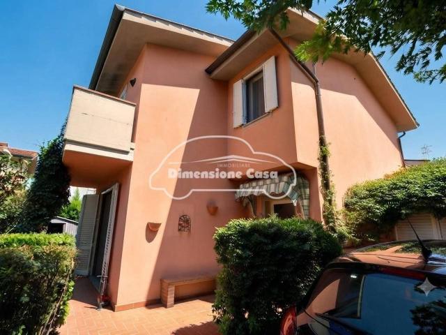 Villa in vendita a Lucca